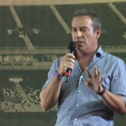 Diretor do Botafogo detalha tecnologia e benefícios do novo gramado do Estádio Nilton Santos