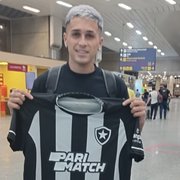 Diego Hernández cita idolatria por Loco Abreu e fala sobre desafio no Botafogo: ‘É um clube grande, mas também familiar e gostei disso’
