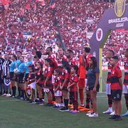 Parou no tempo? Parte da mídia vê abismo entre Flamengo e Botafogo