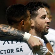 Pedrinho tenta decifrar escolha de Lage por Gustavo Sauer no Botafogo: ‘Coritiba virá mais fechado e haverá poucos espaços’