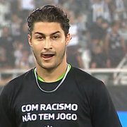 Marcinho é hostilizado pela torcida do Botafogo durante vitória sobre o América-MG: 'Seu lugar é na prisão'