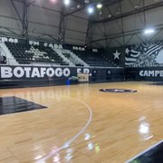 Quadra do ginásio da sede do Botafogo em General Severiano entra na fase final de reformas