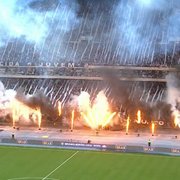 Festa da torcida do Botafogo antes do clássico contra o Fluminense no Nilton Santos arranca elogios na TV: &#8216;Coisa linda! Parabéns!&#8217;