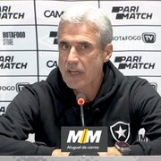 Luís Castro fala de desafios para Botafogo contra LDU: 'Atenção à recuperação dos jogadores, à altitude e ao resultado que nos interessa, que é ganhar'