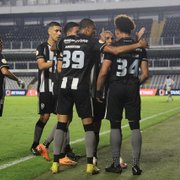 Pitacos: Botafogo pode se permitir arriscar mais; vale não mexer em funções de Marlon Freitas e Tchê Tchê 