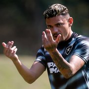 Botafogo aceitou exigência do Olympiacos e topou contratar Tiquinho Soares mesmo com lesão ano passado