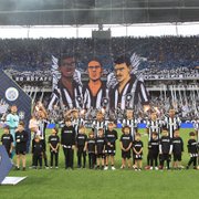 Pedrinho exalta atmosfera da torcida e gramado do Nilton Santos: ‘Botafogo é um amasso de velocidade’