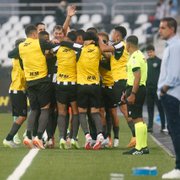 PVC recorda outros Brasileirões e diz: 'Passado indica que Botafogo vai caminhar sozinho para ser campeão'