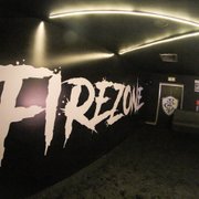Camarote Firezone será inaugurado nesta segunda em Botafogo x Goiás, com direito a estúdio de tatuagem