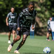 Bruno Lage testa Tchê Tchê na ponta direita do Botafogo para enfrentar o Corinthians