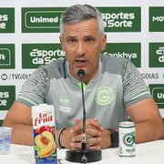 Técnico do Goiás dá pistas sobre estratégia, vê campo sintético como dificultador e minimiza má fase do Botafogo: ‘Não deixa de ser o líder’