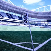 Botafogo renova certificação Fifa do gramado sintético do Nilton Santos e envia documento à Conmebol