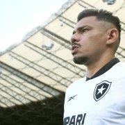 Sem Tiquinho Soares, Botafogo decide não contratar novo atacante no momento, vai aguardar Igor Jesus e estudar reforços para próxima janela