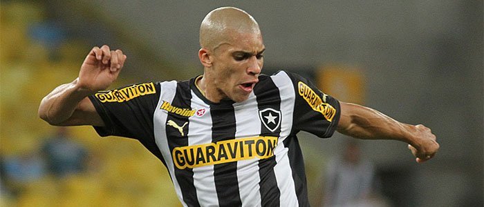 Dória comenta sobre gratidão ao Botafogo: ‘Ainda vou dar muita alegria à torcida’