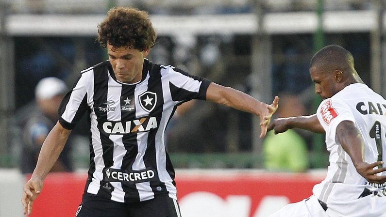 Camilo diz que não comemora gol sobre o Botafogo e não descarta volta no futuro