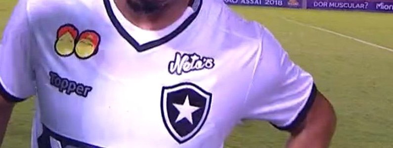Botafogo estampa patrocínio da Caixa com mudança no uniforme contra o Vitória