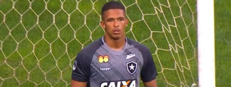 Goleiro Diego, no treino do Botafogo, ganhou a posição de Saulo na partida contra o Bahia