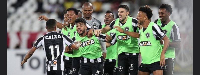 Jogadores do Botafogo receberam o pagamento do bicho após vitória no clássico sobre o Flamengo