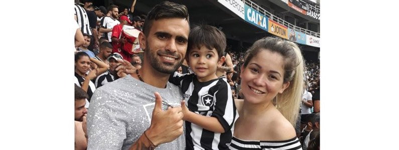 Rodrigo Dantas acompanhou a vitória do Botafogo sobre o Corinthians no Estádio Nilton Santos