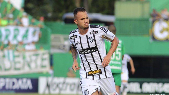 Agente diz que seria ‘um sonho’ Gustavo Ferrareis no Botafogo, mas revela que há concorrência