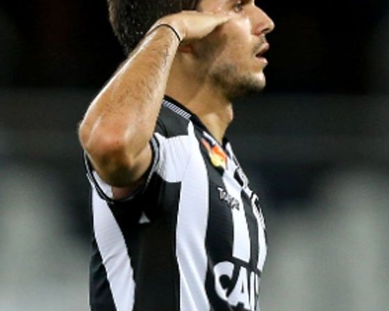 Continência do General Igor Rabello, zagueiro do Botafogo