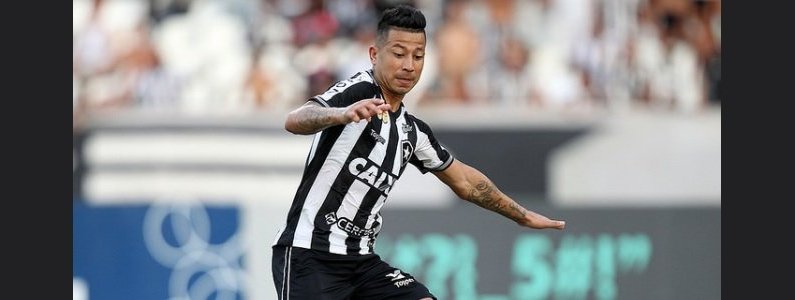 Leo Valencia tem contrato com o Botafogo até metade de 2019