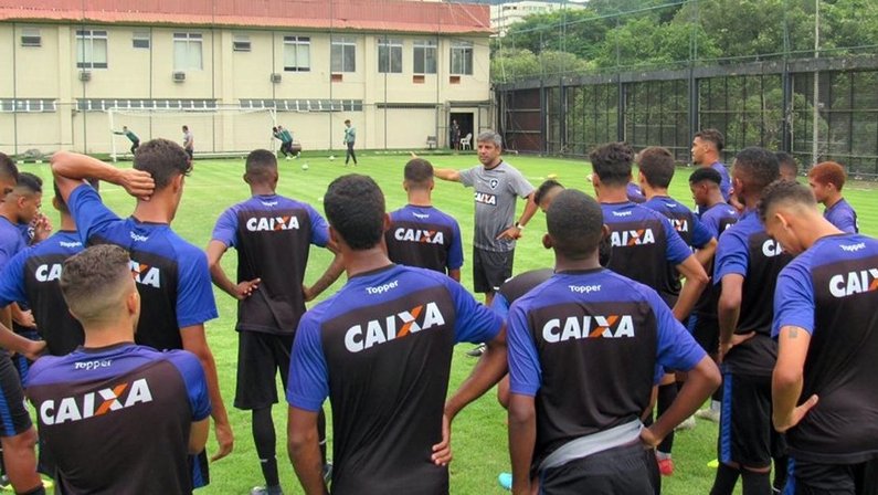 Base: Em busca de título inédito, Botafogo estreia nesta quinta-feira na Copa São Paulo