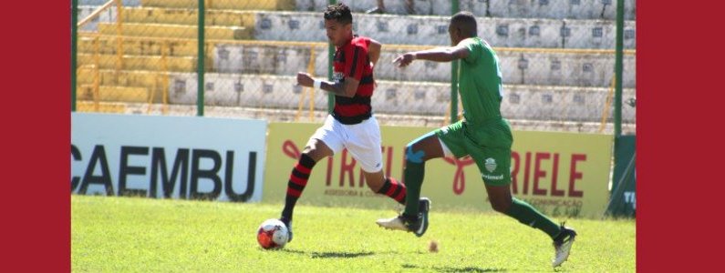 Reforço do Botafogo, Zé Gatinha (Alessandro Scheppa) se destacou pelo Flamengo de Guarulhos