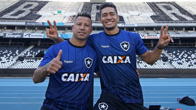 Jean e Leo Valencia se reapresentam ao Botafogo e iniciam a pré-temporada