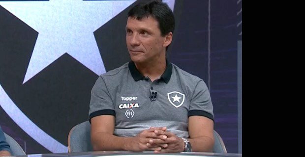 Zé Ricardo fala de função de Diego Souza no Botafogo e elogia: ‘Grande nome e que dispensa comentários’