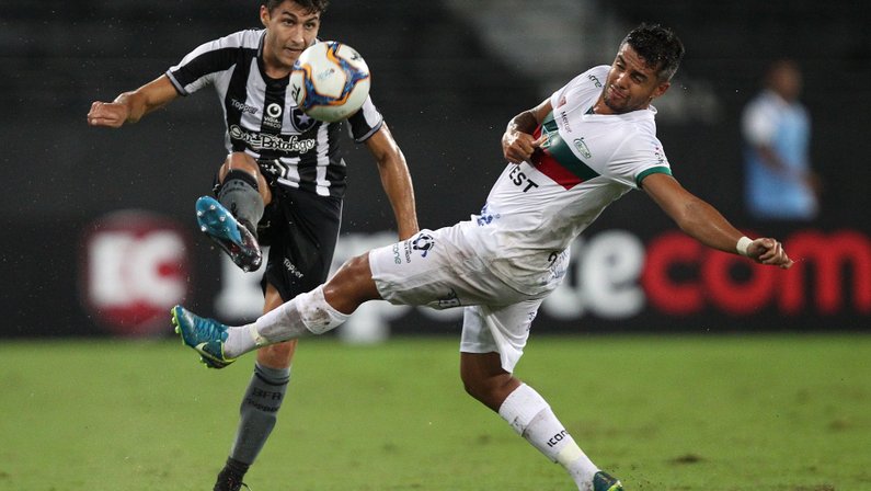 Marcinho alerta para primeiro tempo ruim do Botafogo: ‘Saímos no lucro’