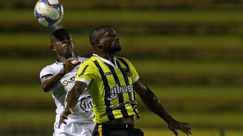 Botafogo vê situação difícil para chegar à semifinal do Carioca pela classificação geral