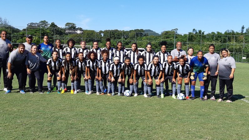 Futebol feminino: Botafogo estreia no Brasileiro A2 com derrota por 3 a 1 para o Vila Nova-ES