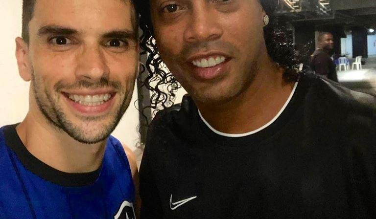 Motivo de ida de Ronaldinho Gaúcho ao Botafogo foi gravação de comercial