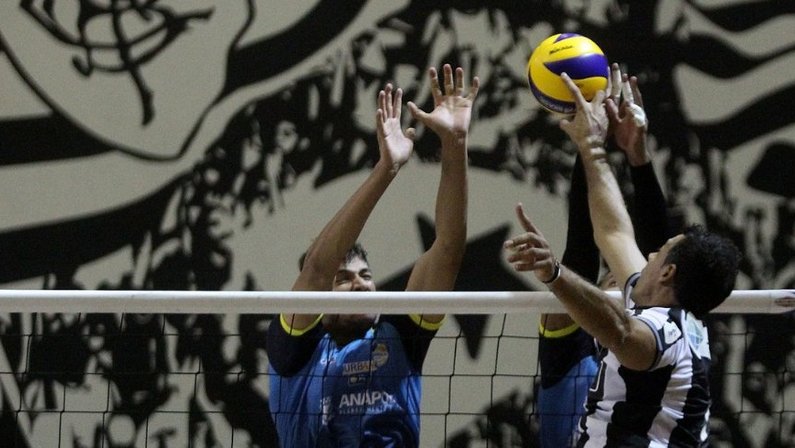 Botafogo inicia cortes nos esportes e encerra atividades do vôlei