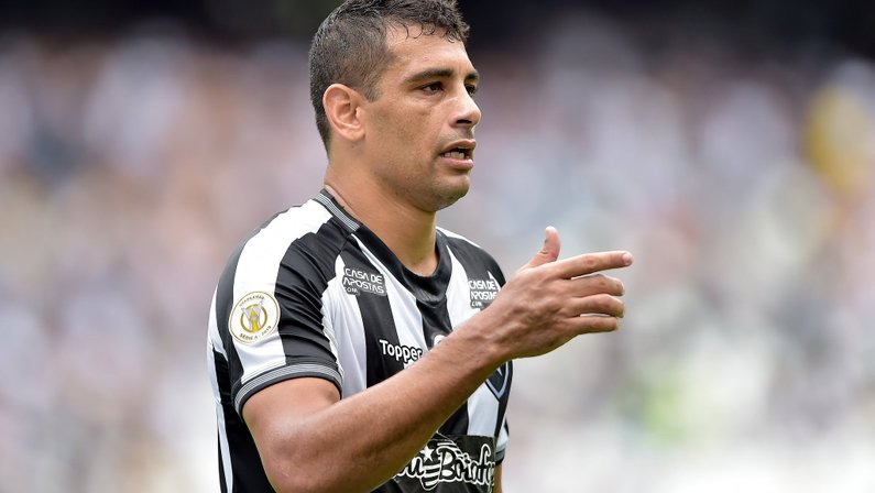 Diego Souza reafirma confiança em Anderson Barros no Botafogo: ‘Não tem ilusão’