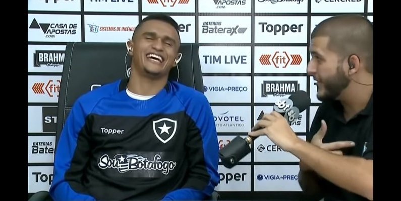 Palmeiras? Erik diz estar feliz no Botafogo após pedido de torcedores alviverdes