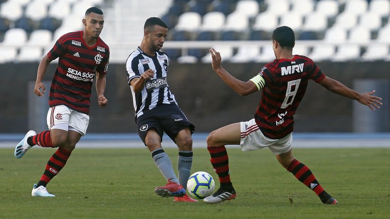 Base: Botafogo perde para o Flamengo no Nilton Santos pelo Brasileiro Sub-20