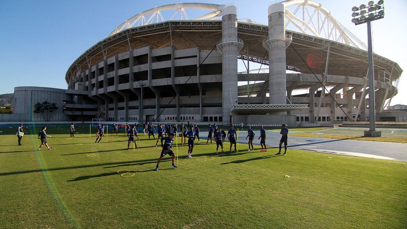 Botafogo treina sem imprensa e vai repetir atividade fechada nesta sexta-feira
