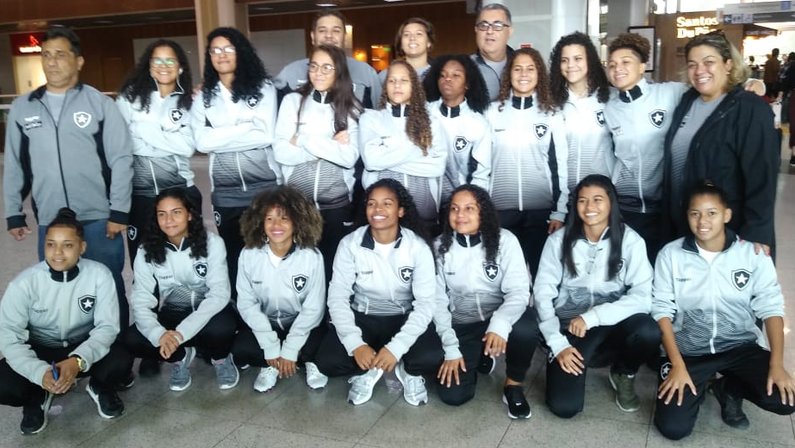 Futebol feminino: Botafogo embarca para São Paulo para a disputa do Brasileiro Sub-18