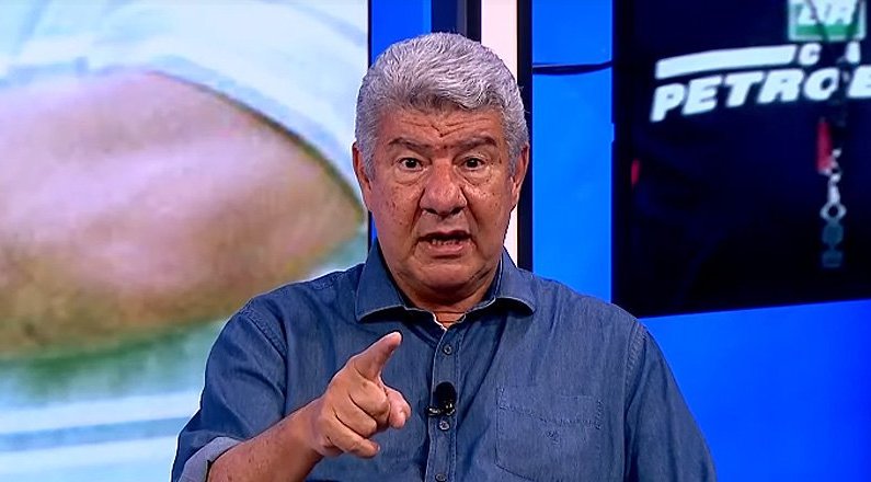 Joel Santana e Loco Abreu relembram briga no Botafogo