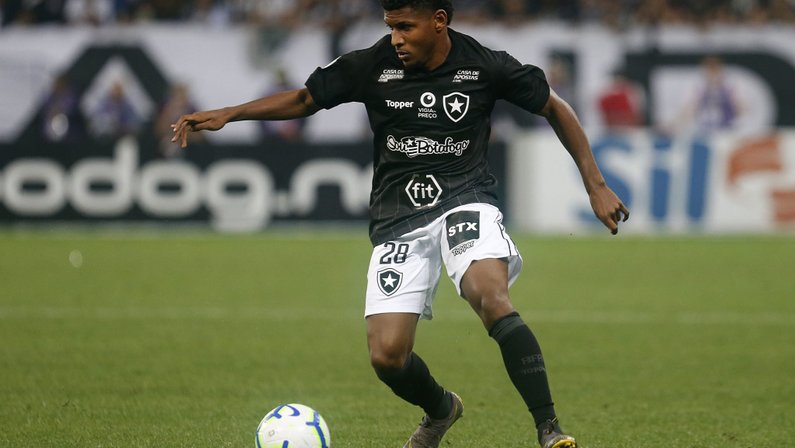 Rhuan em ação em Corinthians x Botafogo