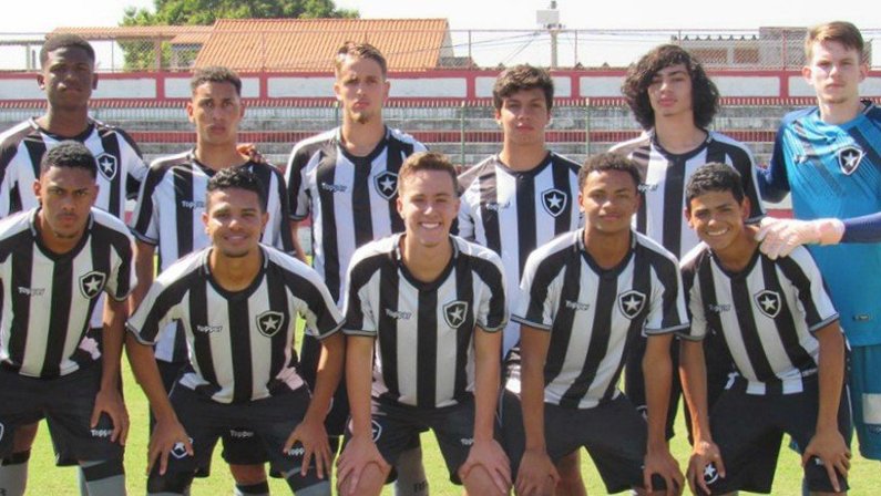 Base: Botafogo Sub-17 vence Portuguesa por 2 a 1, mantém liderança e se aproxima das quartas da Taça Rio