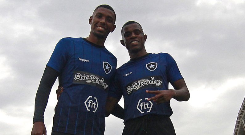 Kanu e Marcelo Benevenuto no treino do Botafogo