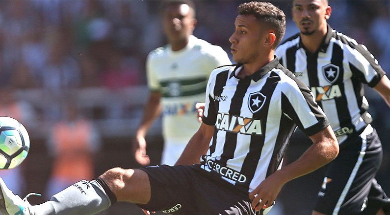 Renan Gorne em Botafogo x Coritiba | Campeonato Brasileiro 2017