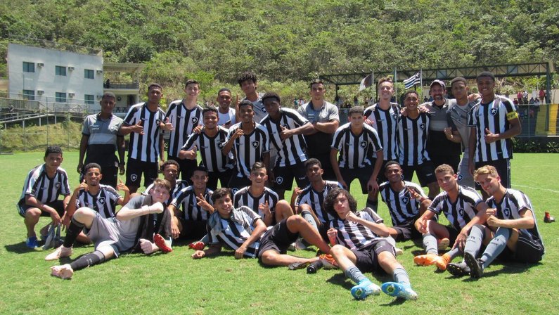 Base: Botafogo vence Fluminense com dois de Matheus Nascimento e avança para a final da Taça Rio Sub-17