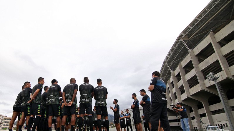 Botafogo liga o alerta: é o segundo com mais derrotas e a segunda pior campanha do returno