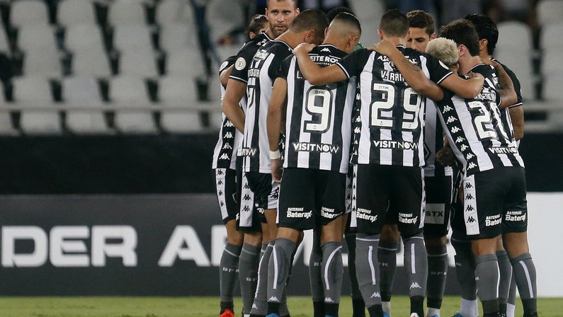 Jogos contra times da parte de cima e reta final: o mês de novembro do Botafogo