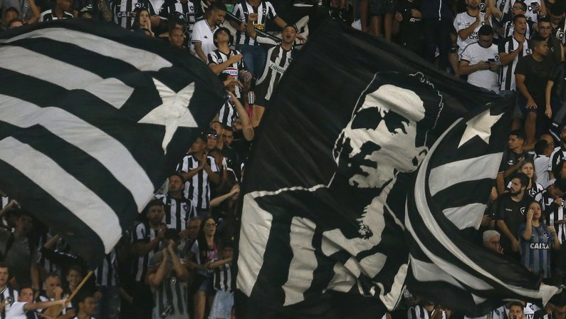 Jornal faz lista com os 30 maiores ídolos do Botafogo; veja o ranking