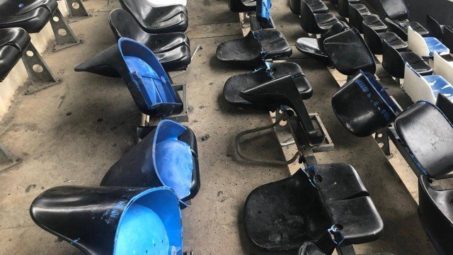 Botafogo inspeciona setor destinado a torcedores do Flamengo no Nilton Santos e encontra 162 cadeiras quebradas